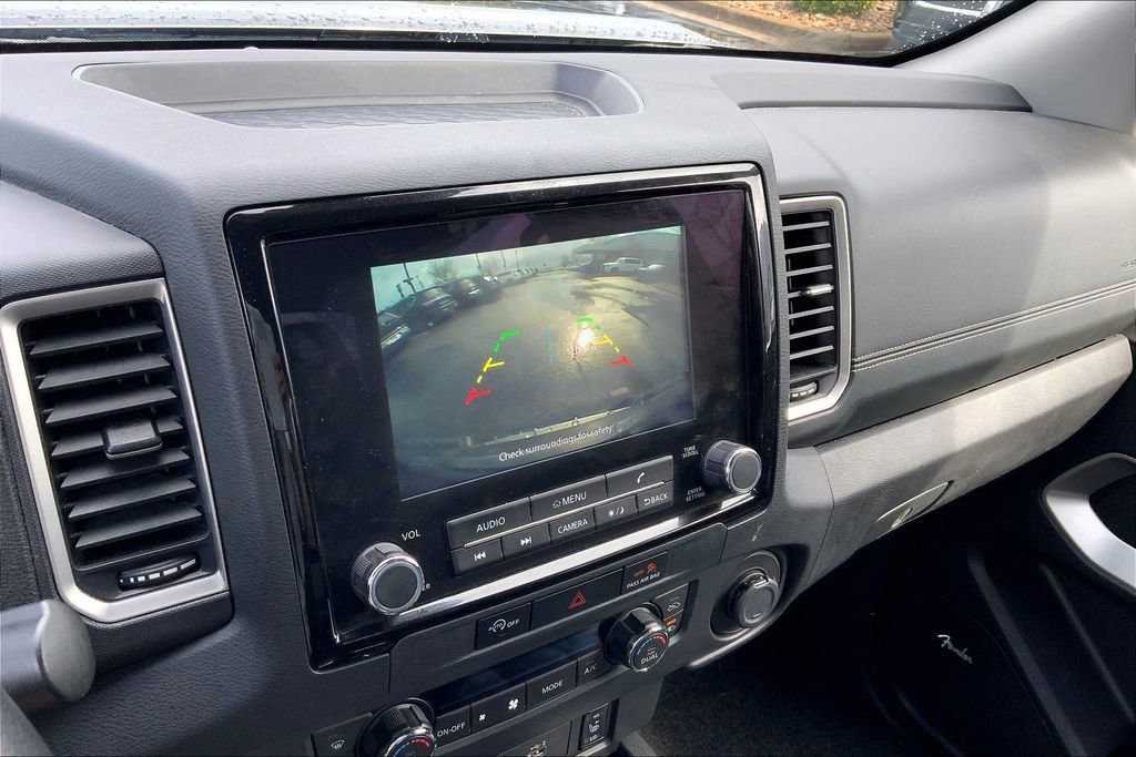 Used 2023 Nissan Frontier SV w/ SV Premium Package image 11