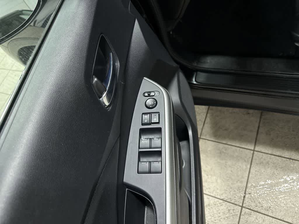 Used 2015 Honda CR-V EX-L image 23