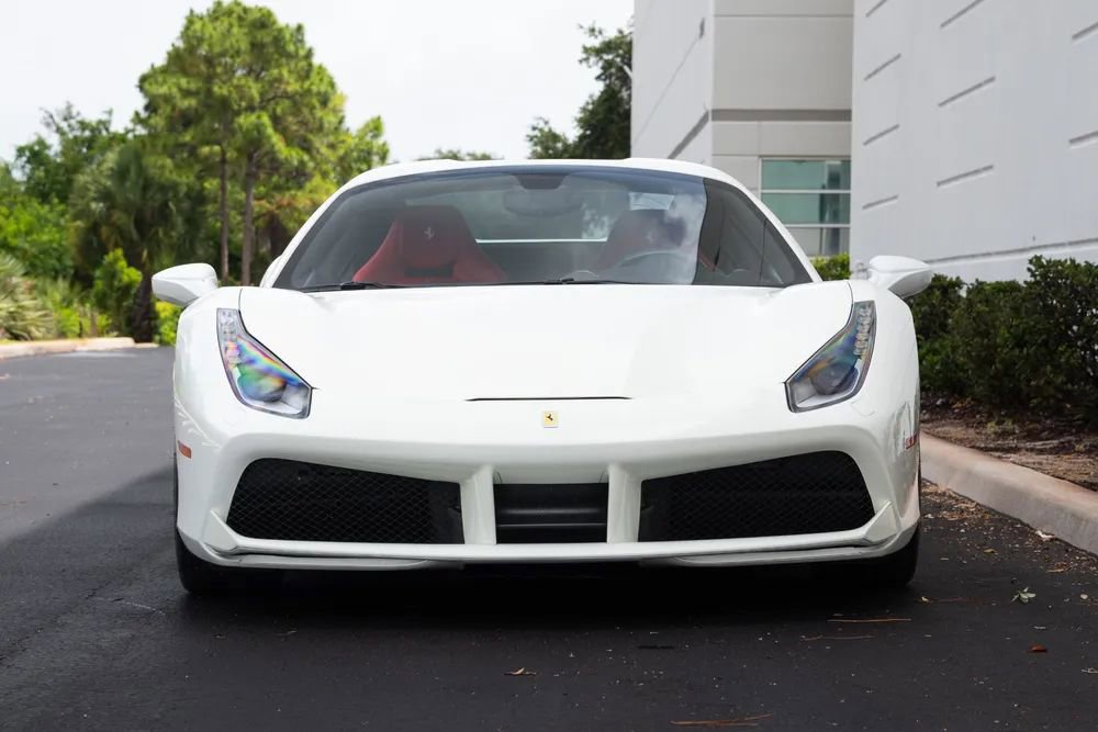 Used 2018 Ferrari 488 Spider RWD image 2