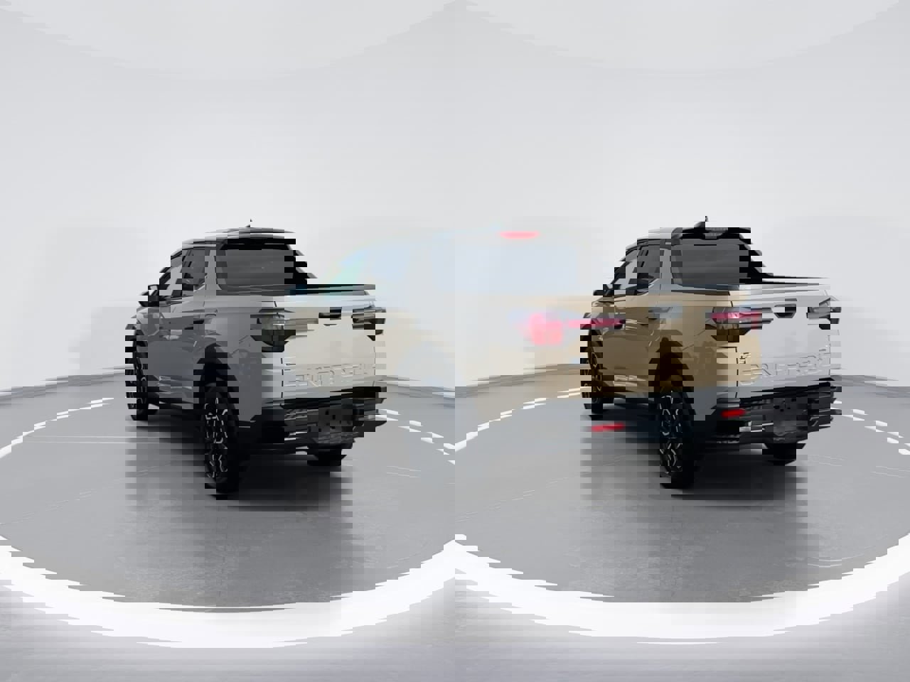 Used 2023 Hyundai Santa Cruz SE image 5