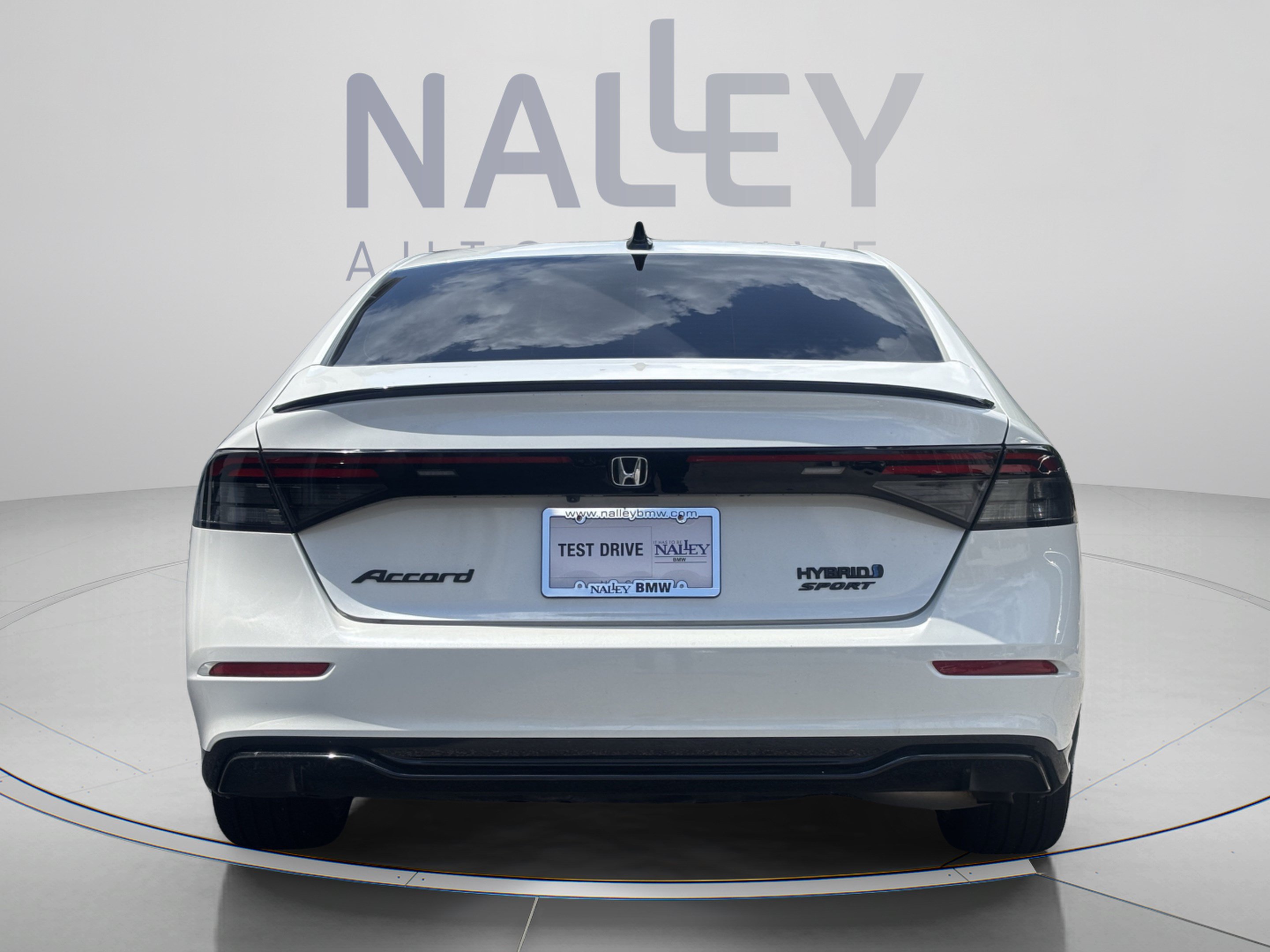 Used 2025 Honda Accord Sport image 3