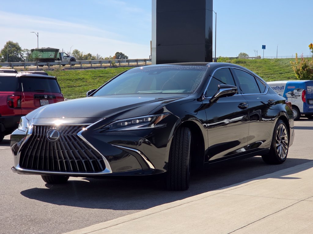 Certified 2025 Lexus ES 350 Ultra Luxury FWD image 24