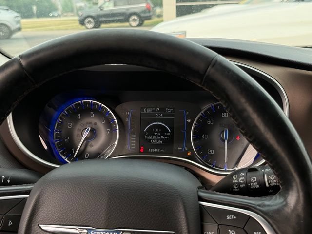 Used 2019 Chrysler Pacifica Touring-L FWD image 6