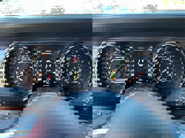 Used 2021 Jeep Wrangler Unlimited Sahara image 28