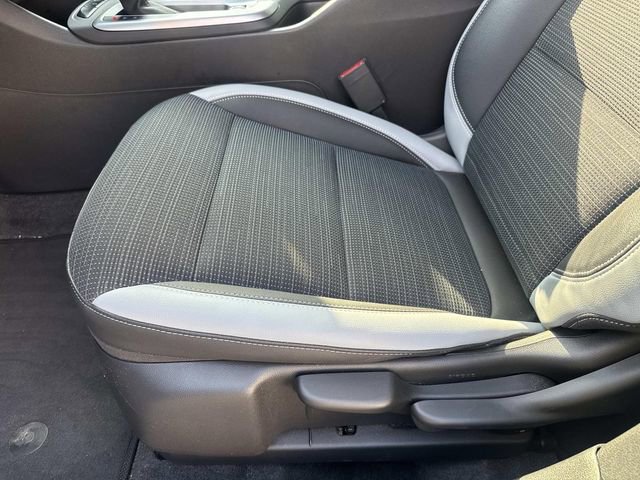 Used 2024 Buick Envista Preferred image 21
