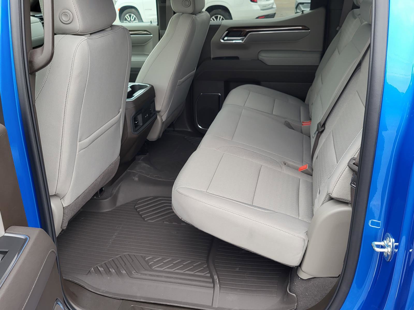 New 2026 Chevrolet Silverado 1500 LT w/ Z71 Off-Road Package image 12