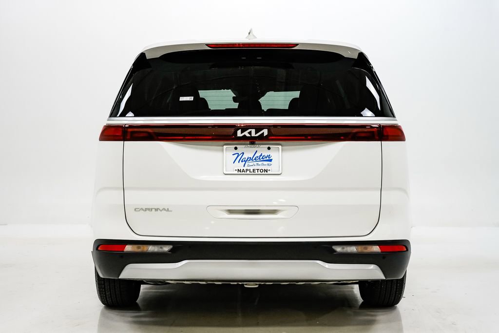 Certified 2024 Kia Carnival LX image 29