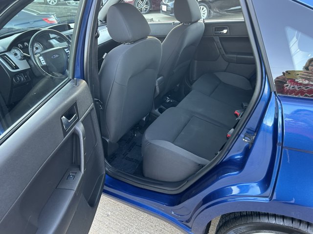 Used 2009 Ford Focus SES FWD image 8