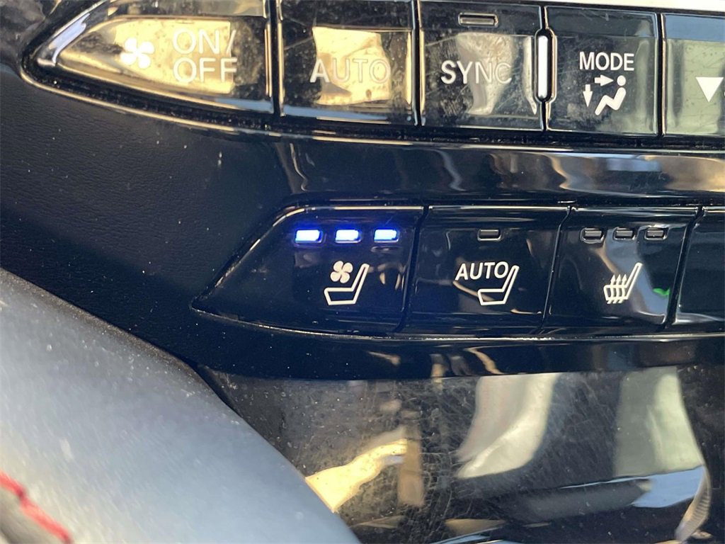 Used 2023 Acura MDX A-Spec image 29