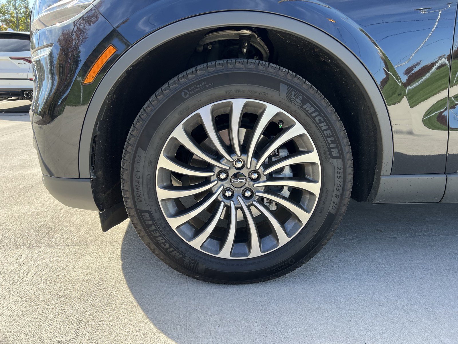 Used 2024 Lincoln Aviator Reserve w/ Elements Package Plus RWD image 13