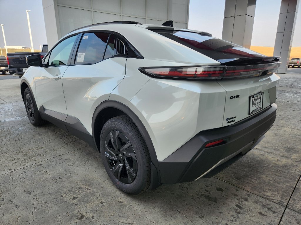 New 2026 Toyota C-HR AWD/4WD image 8
