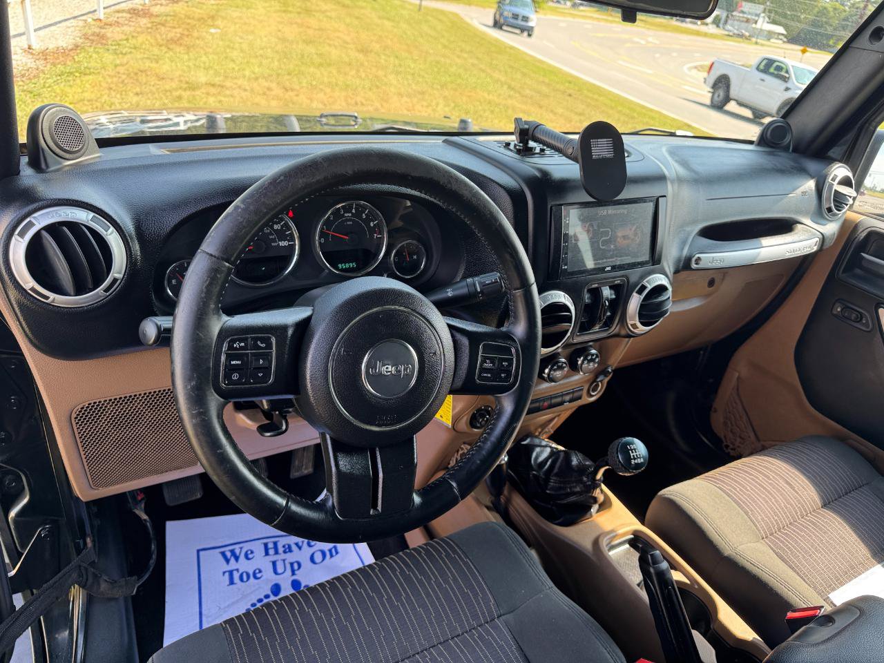 Used 2012 Jeep Wrangler Unlimited Sahara AWD/4WD image 34