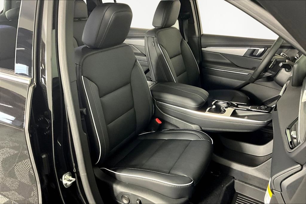 New 2026 Buick Enclave Preferred image 10
