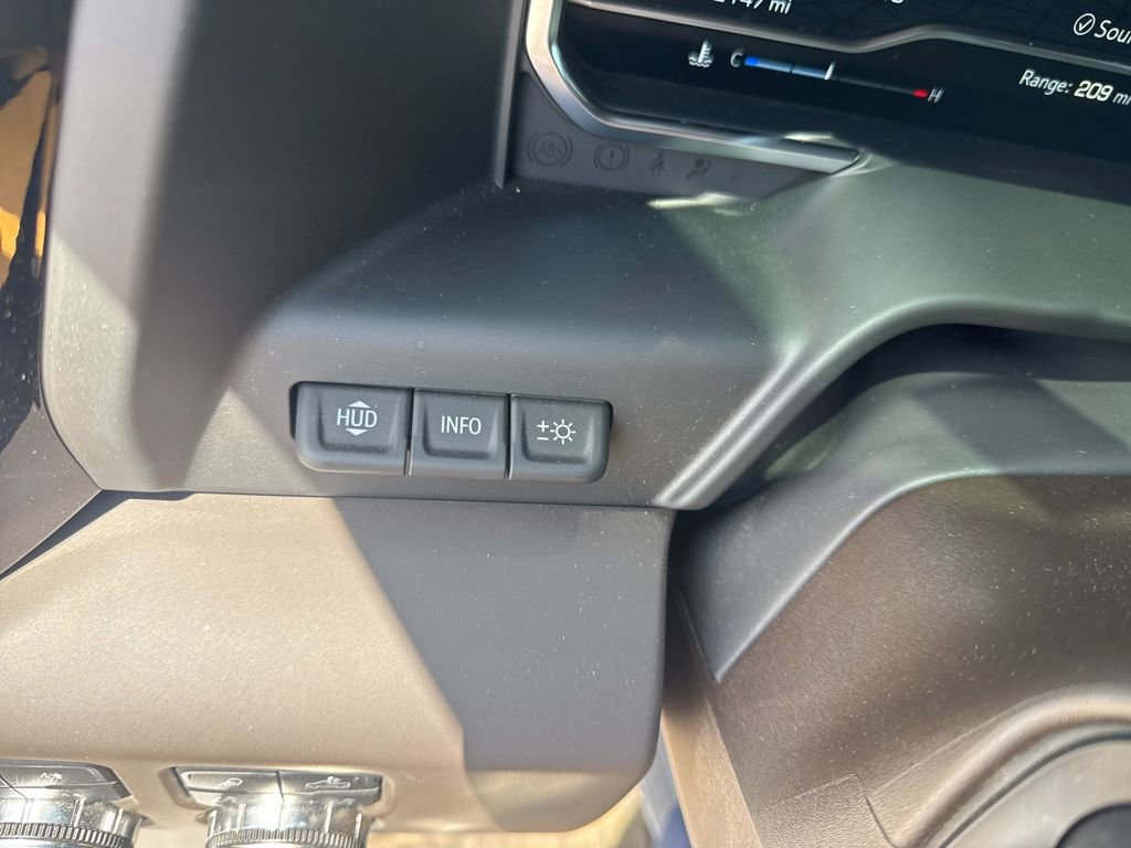 Used 2024 GMC Sierra 3500 Denali w/ Denali Reserve Package image 13
