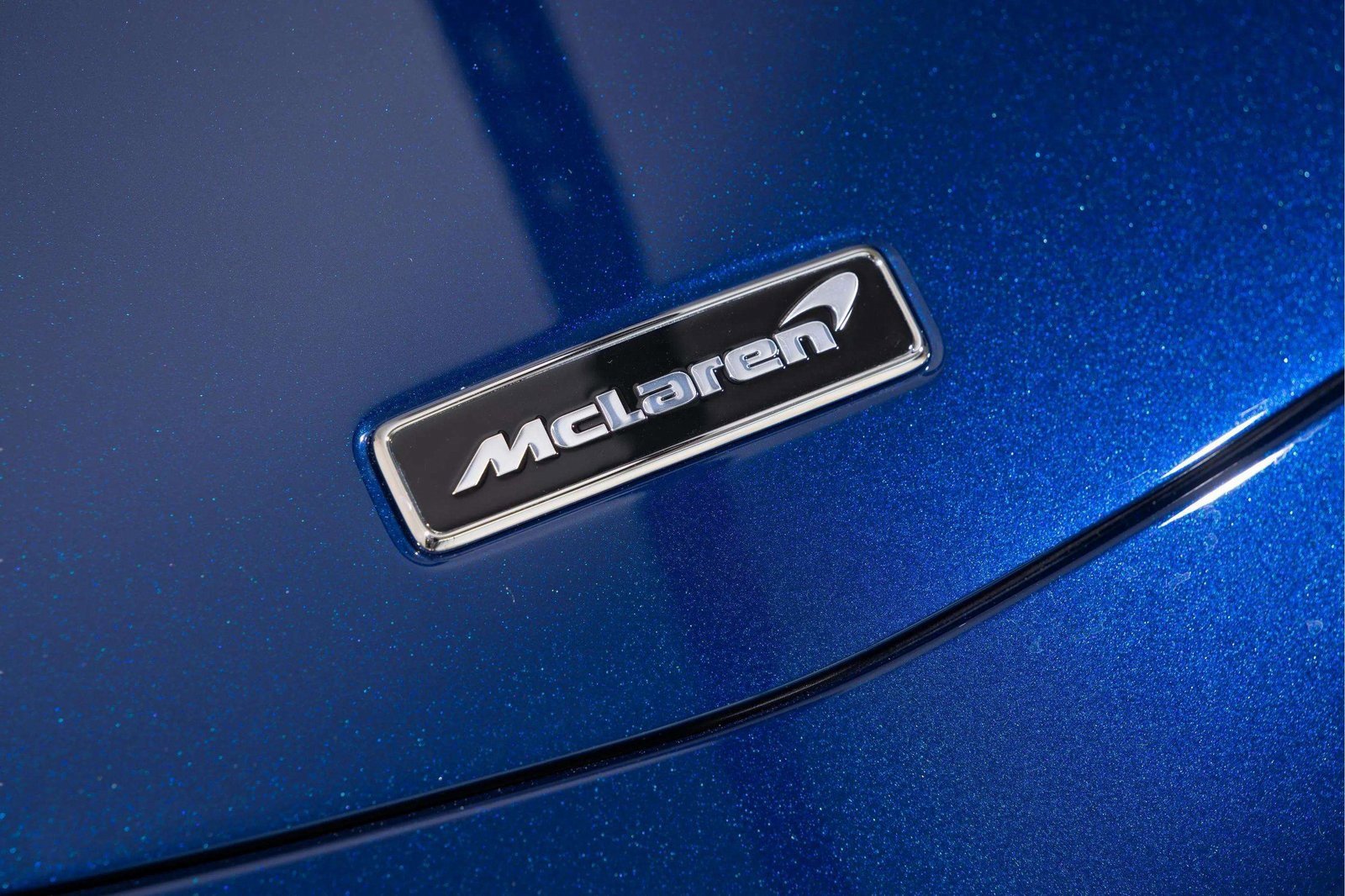 New 2026 McLaren Artura image 14