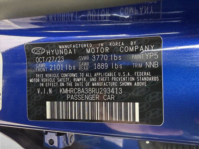 Used 2024 Hyundai Venue Limited FWD image 27