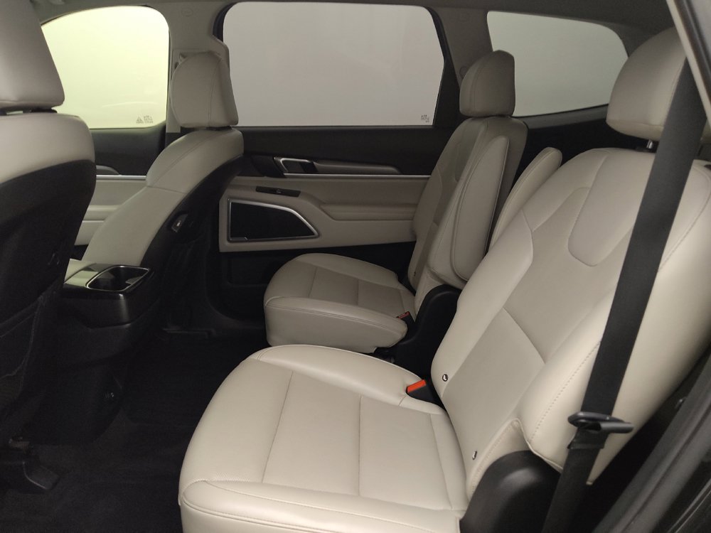 Used 2021 Kia Telluride S AWD/4WD image 18