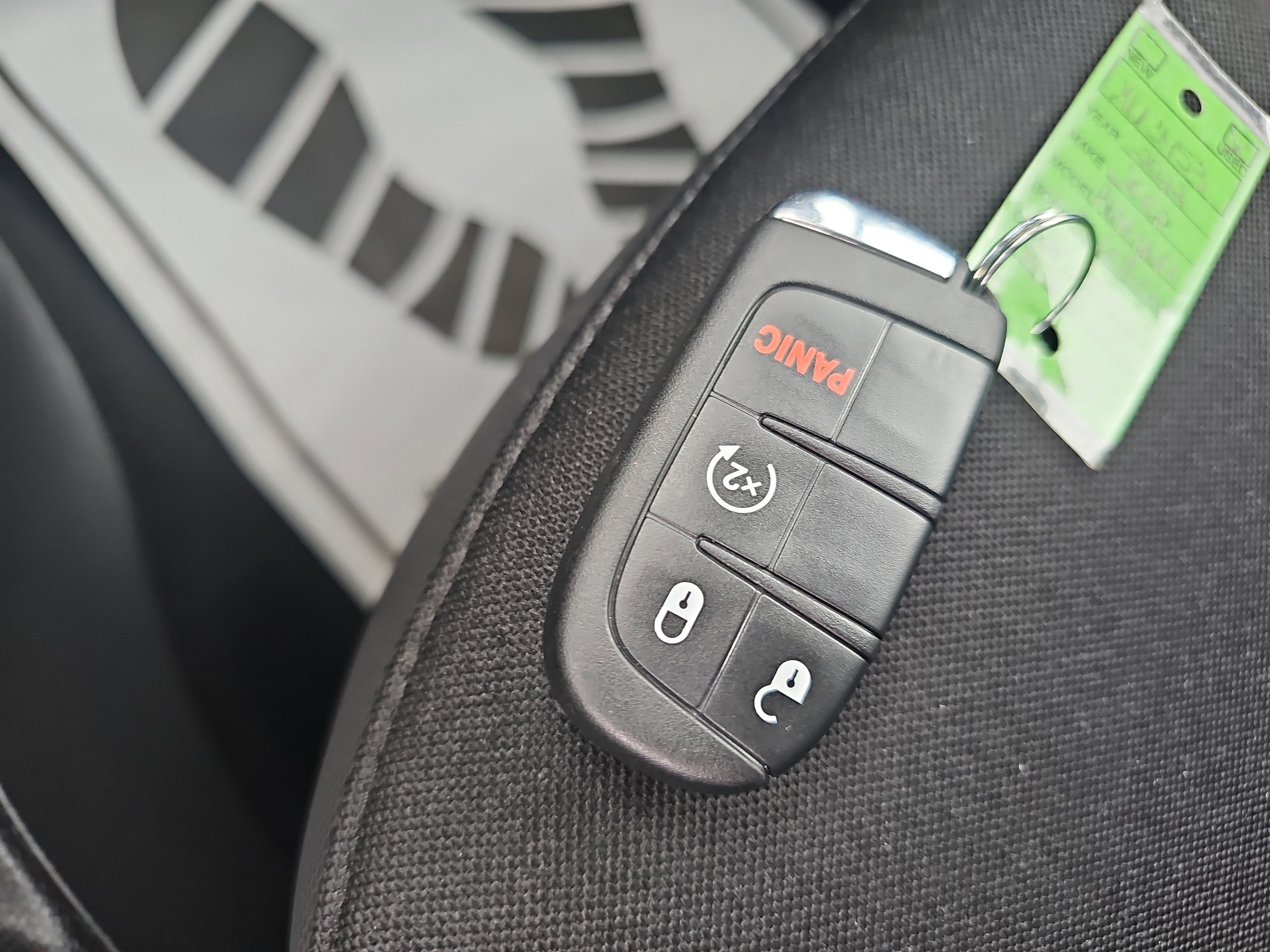 Used 2022 Jeep Renegade Latitude w/ Convenience Group image 29