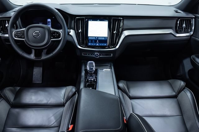 Used 2024 Volvo S60 B5 Plus FWD image 21