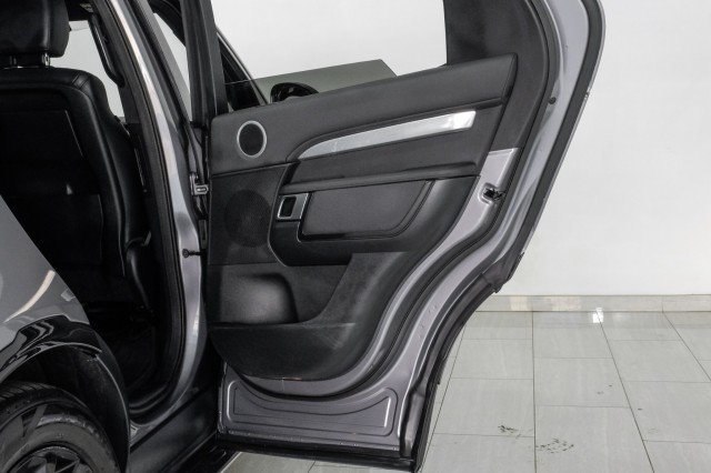 Used 2020 Land Rover Discovery Landmark AWD/4WD image 51