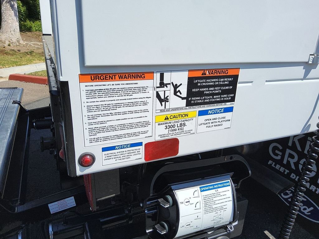 New 2025 Ford F550 2WD Regular Cab Super Duty image 15