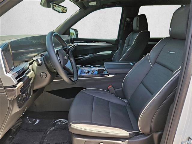Used 2025 Cadillac Escalade Sport AWD/4WD image 20