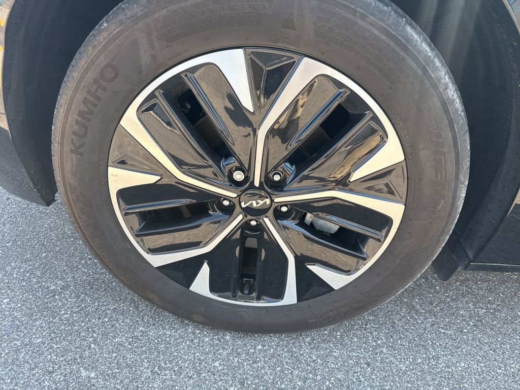Used 2022 Kia EV6 Wind w/ Wind Technology Package image 11
