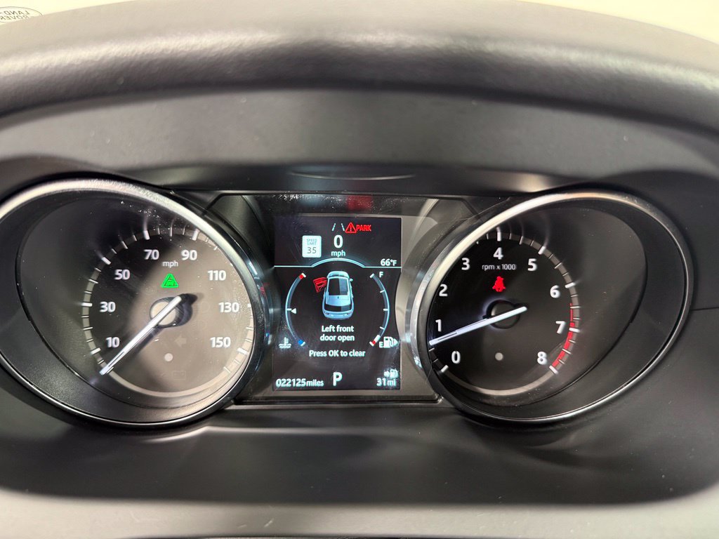 Used 2019 Land Rover Discovery Sport HSE AWD/4WD image 13