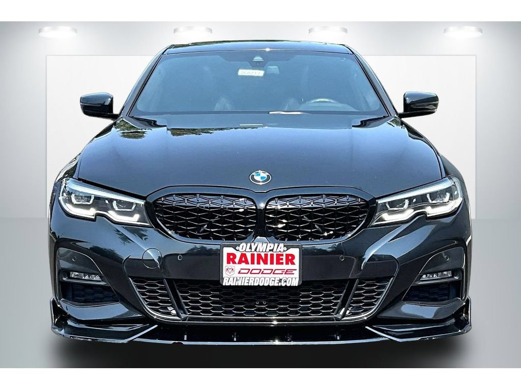 Used 2020 BMW 330i Sedan w/ M Sport Package RWD image 3