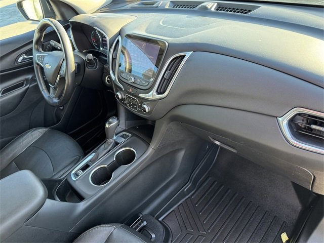 Used 2020 Chevrolet Equinox LT w/ Midnight Edition image 5