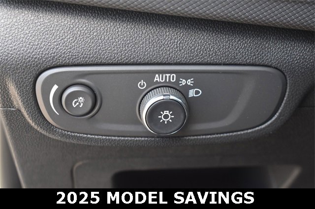 New 2025 Chevrolet TrailBlazer LT w/ Convenience Package image 24