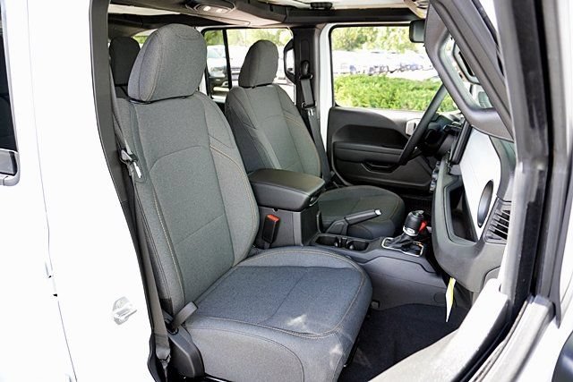 New 2026 Jeep Wrangler Unlimited Sport AWD/4WD image 18