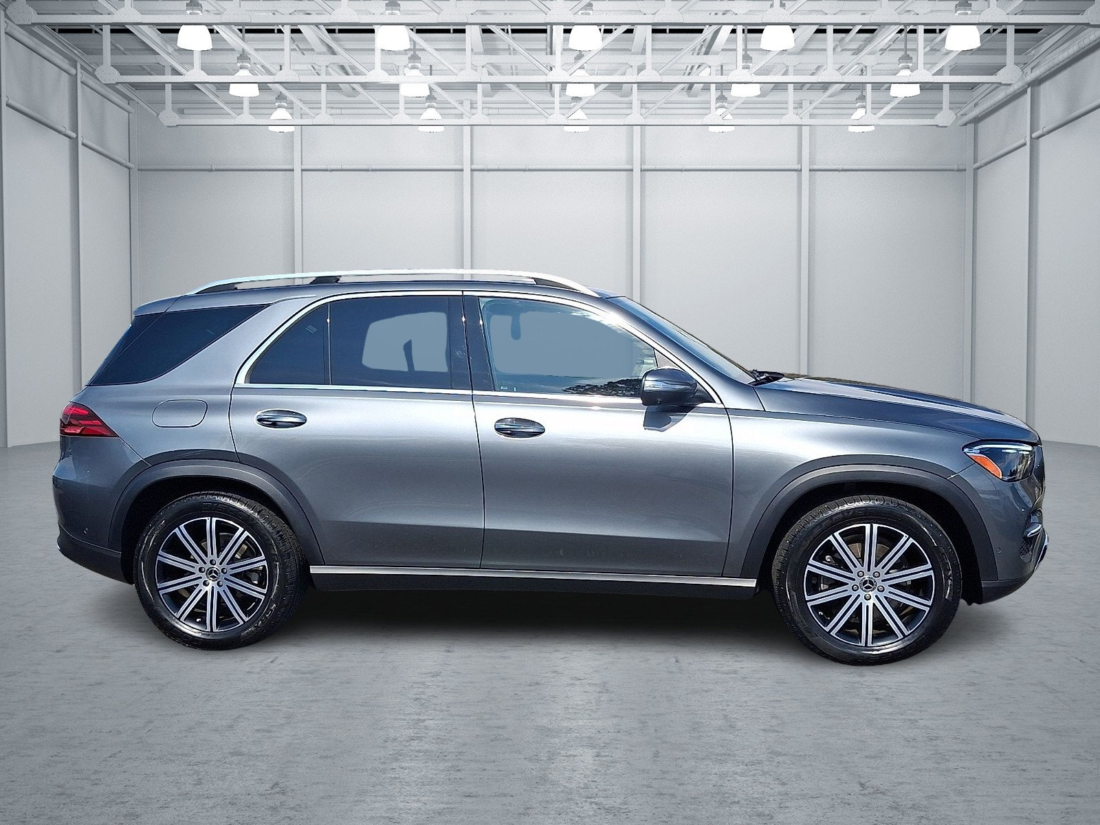 Used 2025 Mercedes-Benz GLE 350 4MATIC image 7