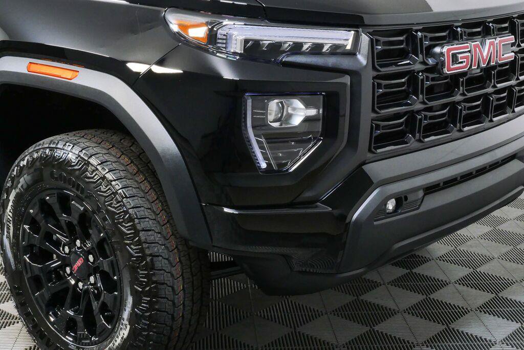 New 2026 GMC Canyon Elevation w/ Convenience Package RWD image 5