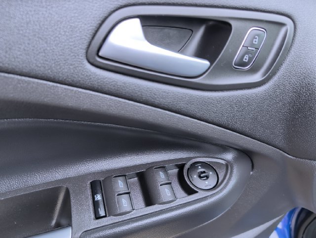 Used 2018 Ford Escape SE w/ SE Sync 3 Package FWD image 12