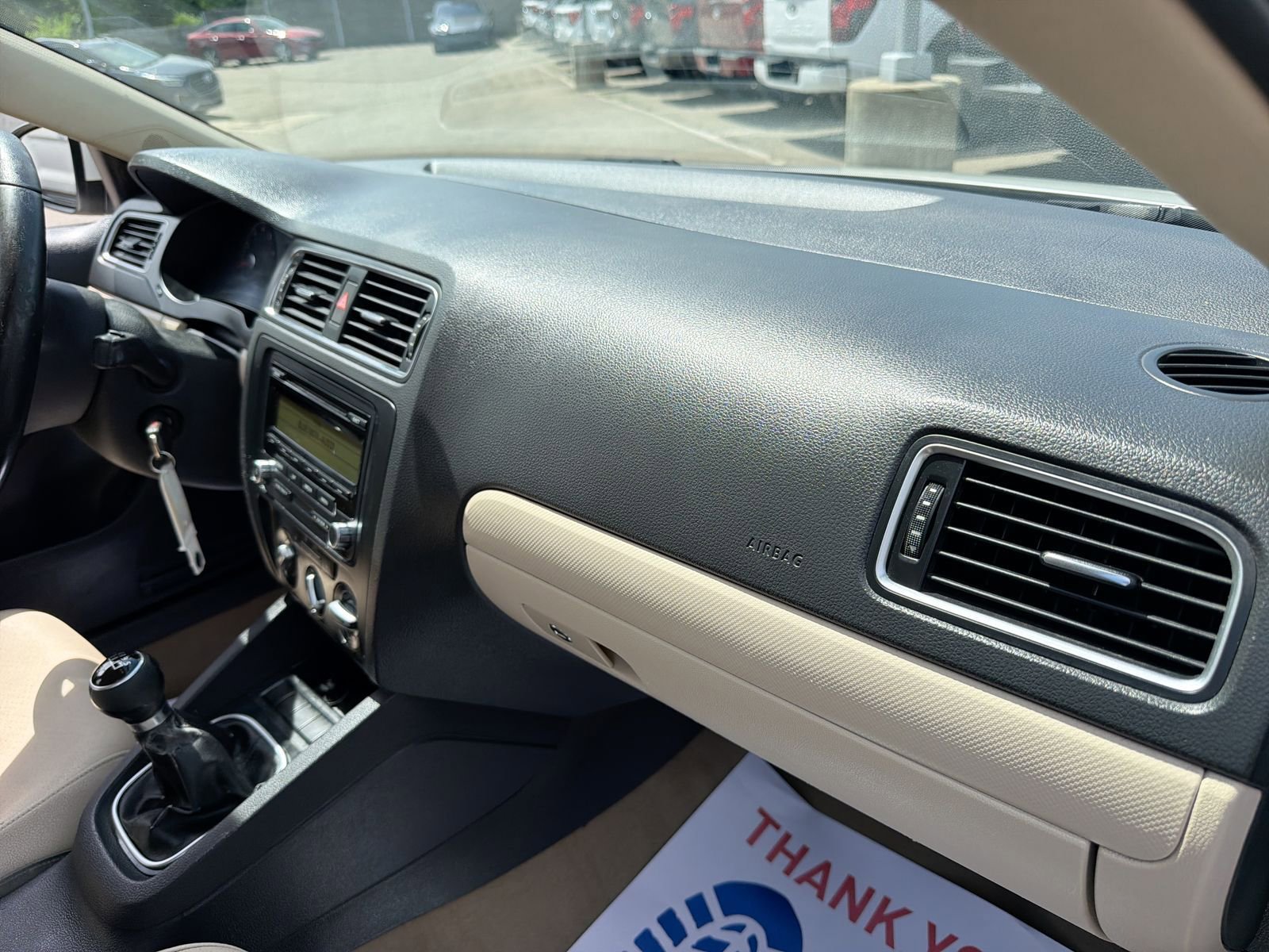 Used 2011 Volkswagen Jetta SE FWD image 16