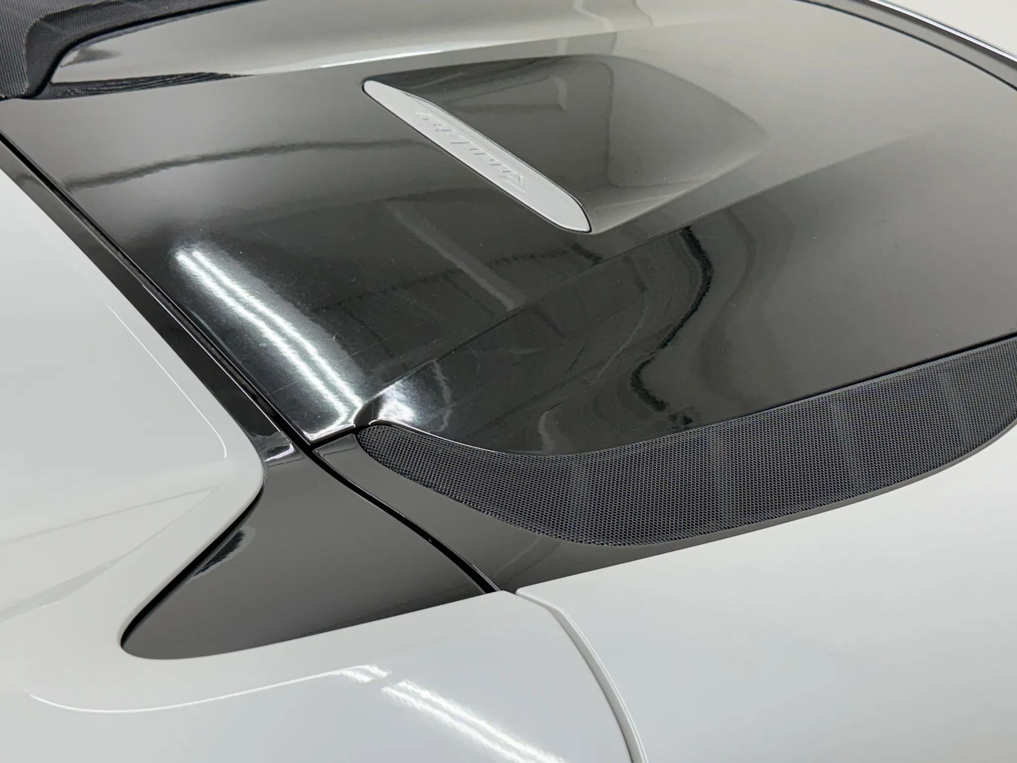 Used 2019 BMW i8 Roadster image 35