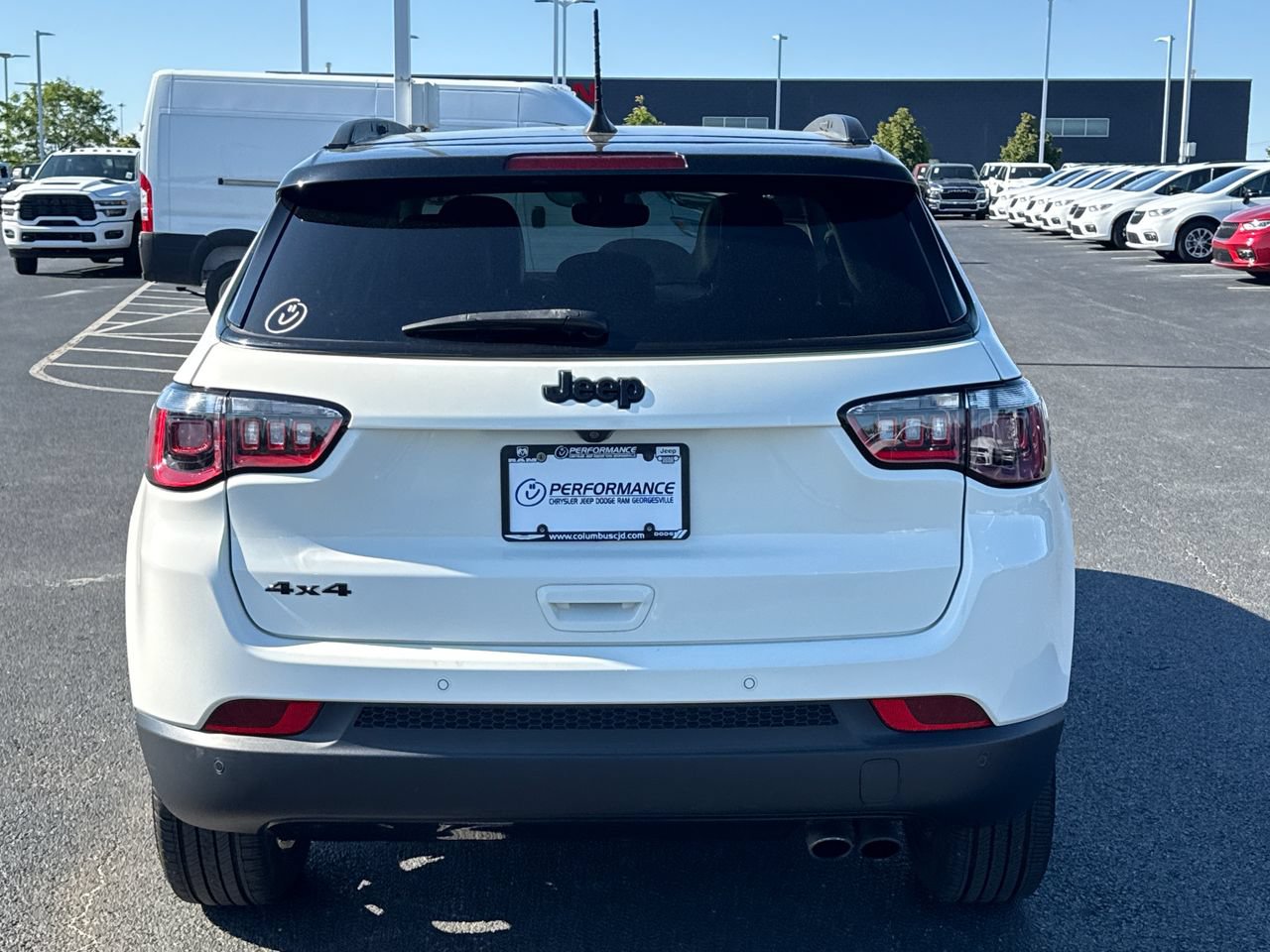 Used 2021 Jeep Compass Latitude w/ Sun and Sound Group AWD/4WD image 4