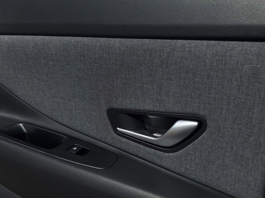 New 2026 Hyundai Elantra Limited image 13