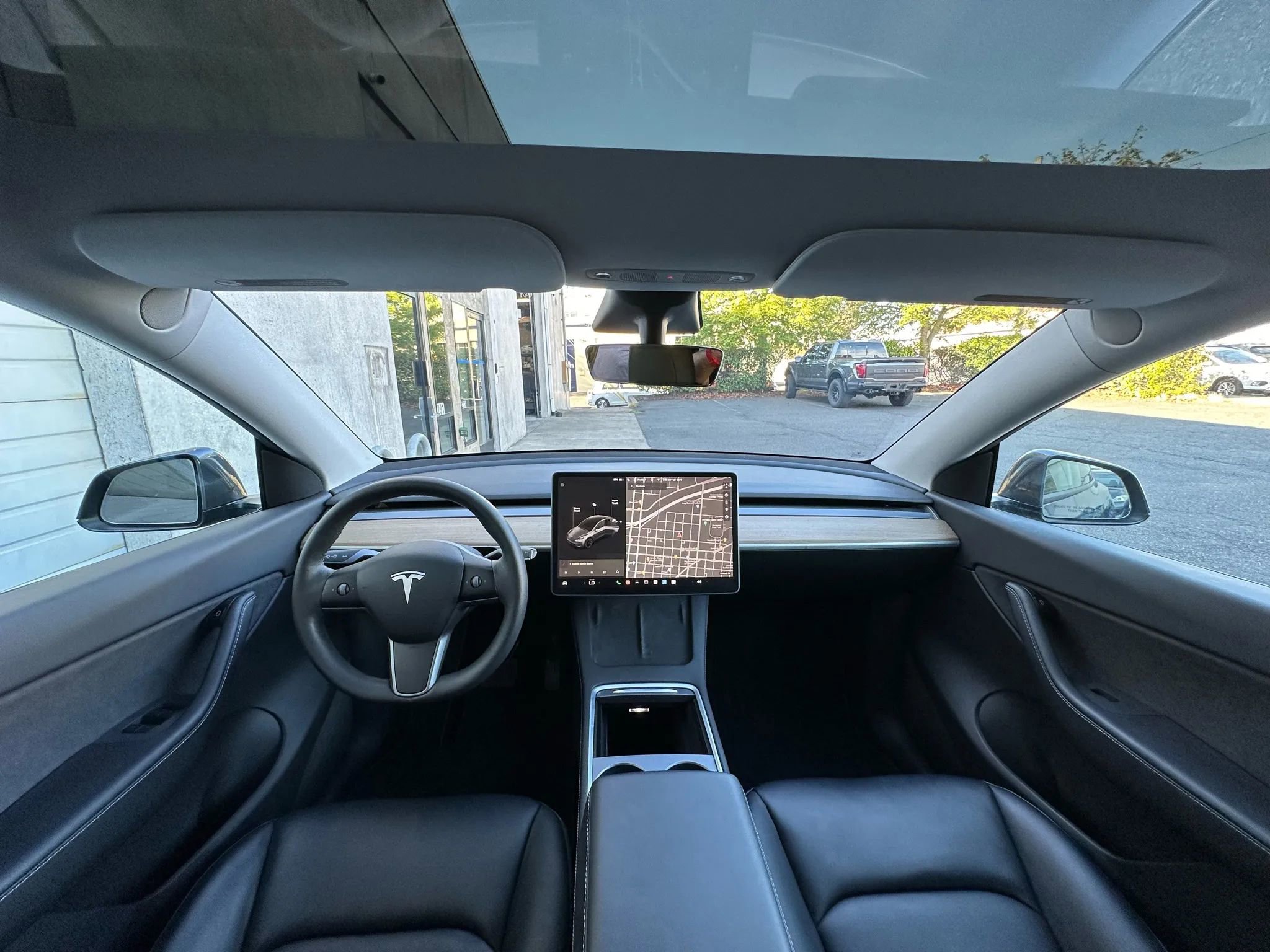 Used 2021 Tesla Model Y Long Range image 14