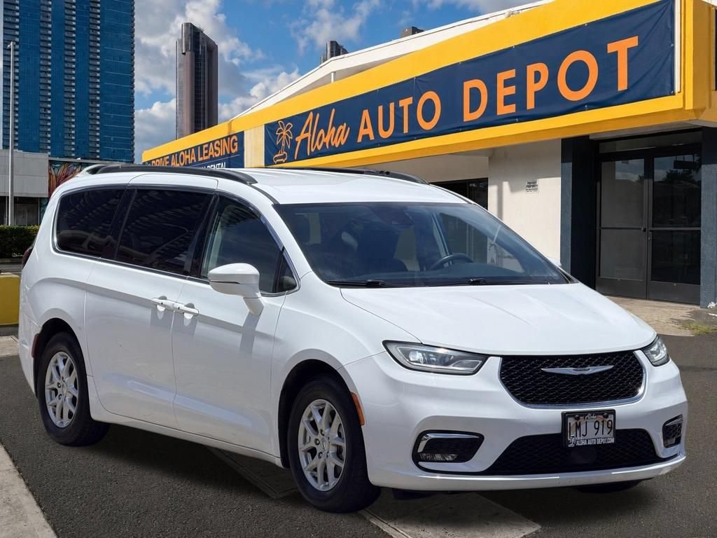 Used 2022 Chrysler Pacifica Touring-L FWD image 6