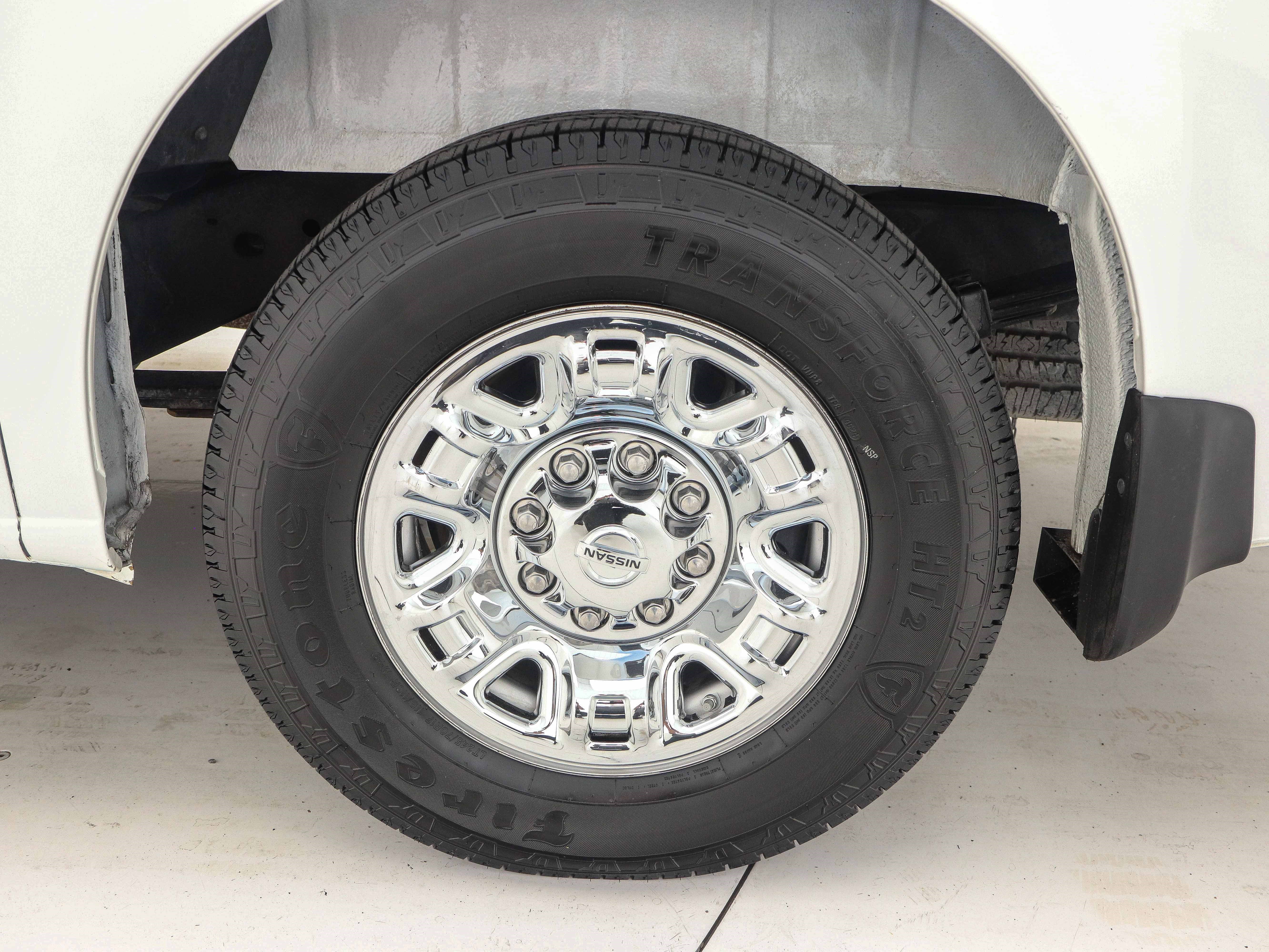 Used 2016 Nissan NV 3500 SL image 29