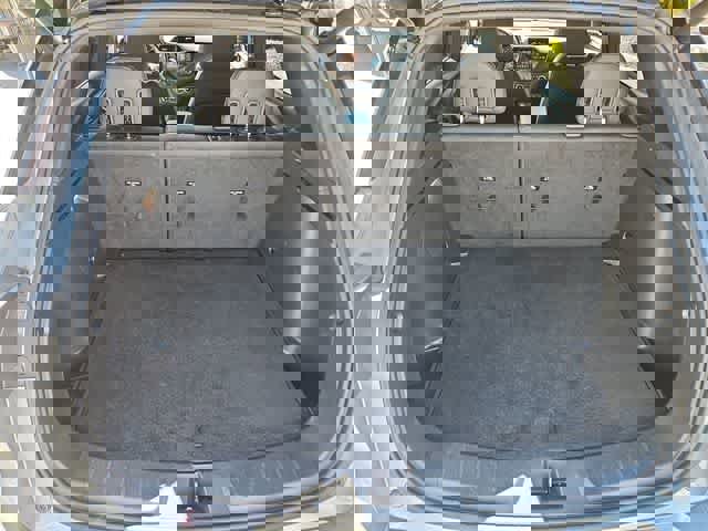 Used 2021 Chevrolet TrailBlazer RS w/ Sun and Liftgate Package image 35