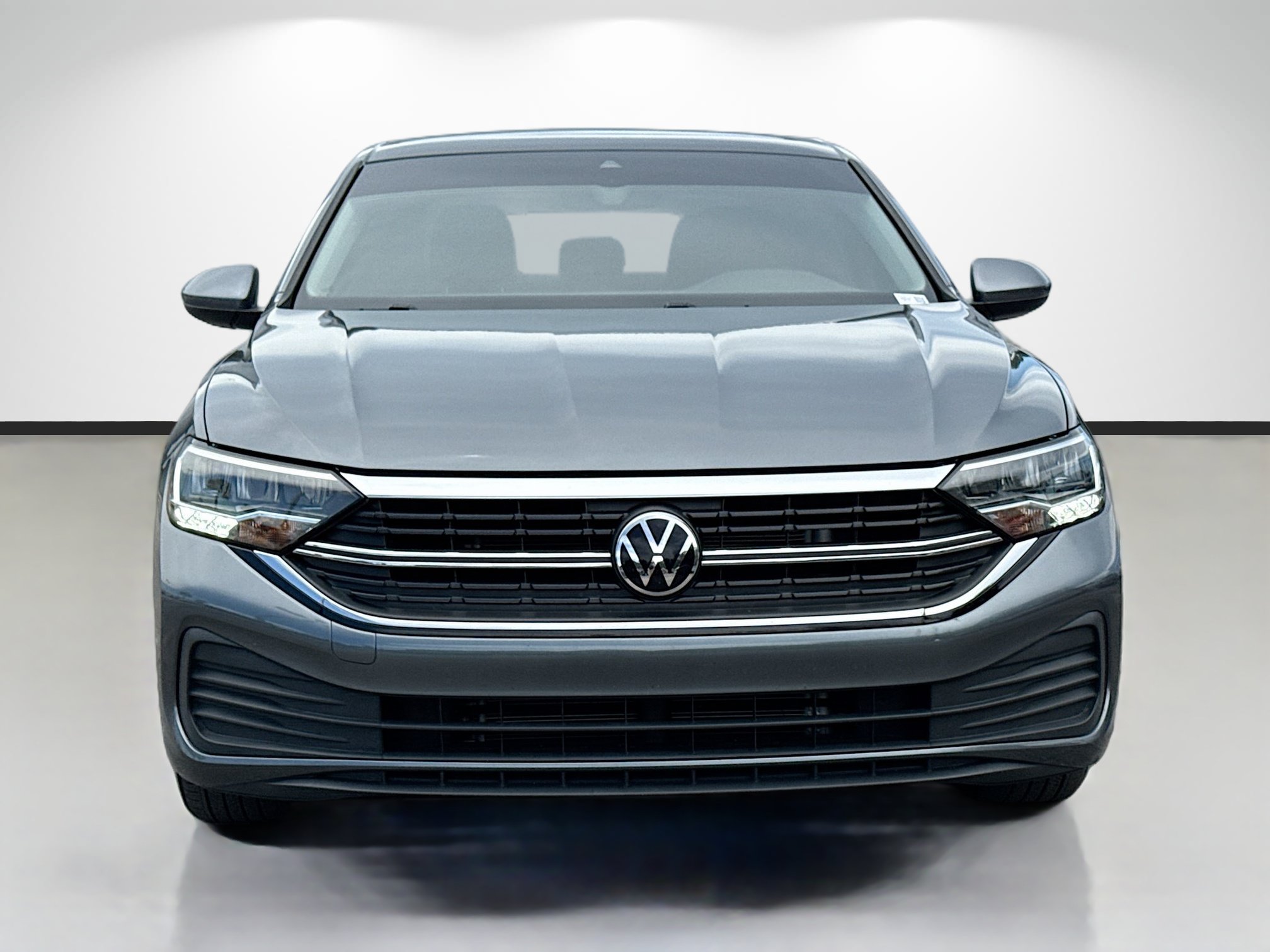 Used 2024 Volkswagen Jetta SE FWD image 8