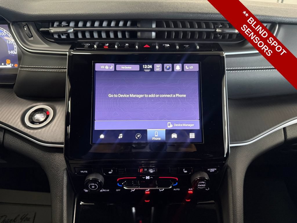Used 2024 Jeep Grand Cherokee Altitude AWD/4WD image 24