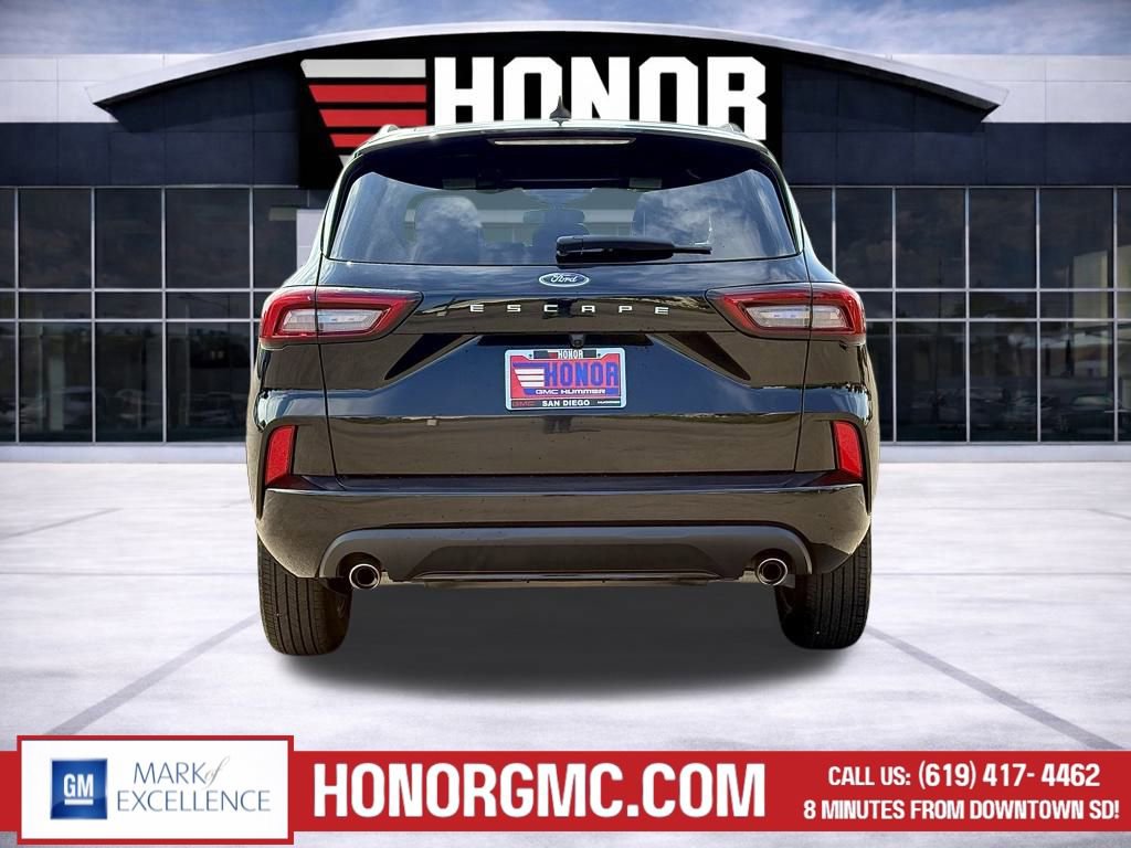 Used 2024 Ford Escape ST-Line image 4