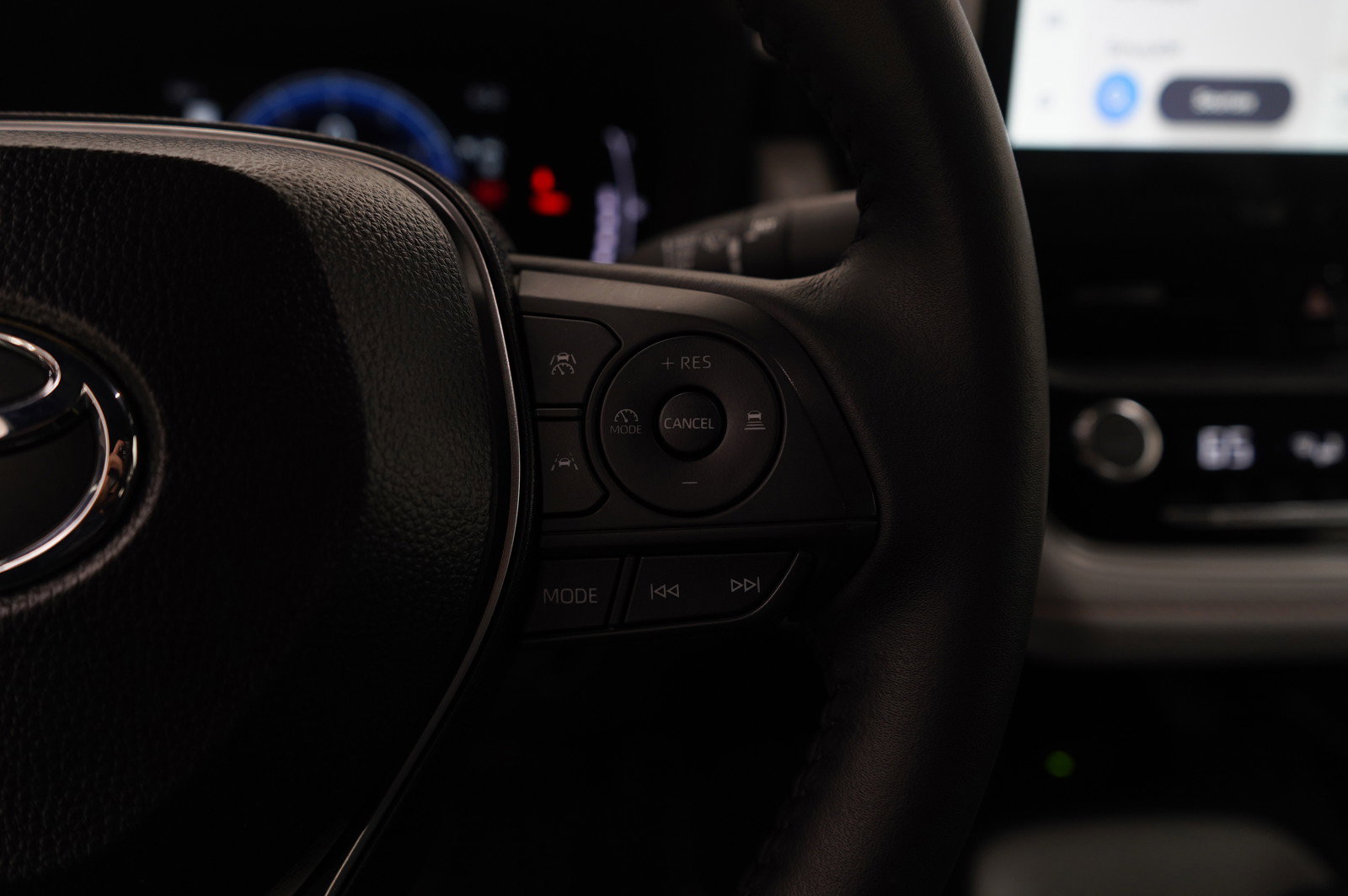 Used 2025 Toyota Corolla FX image 17