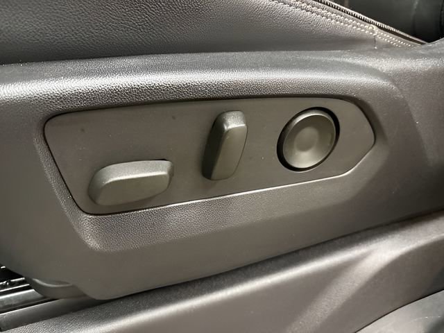 Used 2022 Chevrolet Silverado 1500 High Country w/ High Country Premium Package image 34