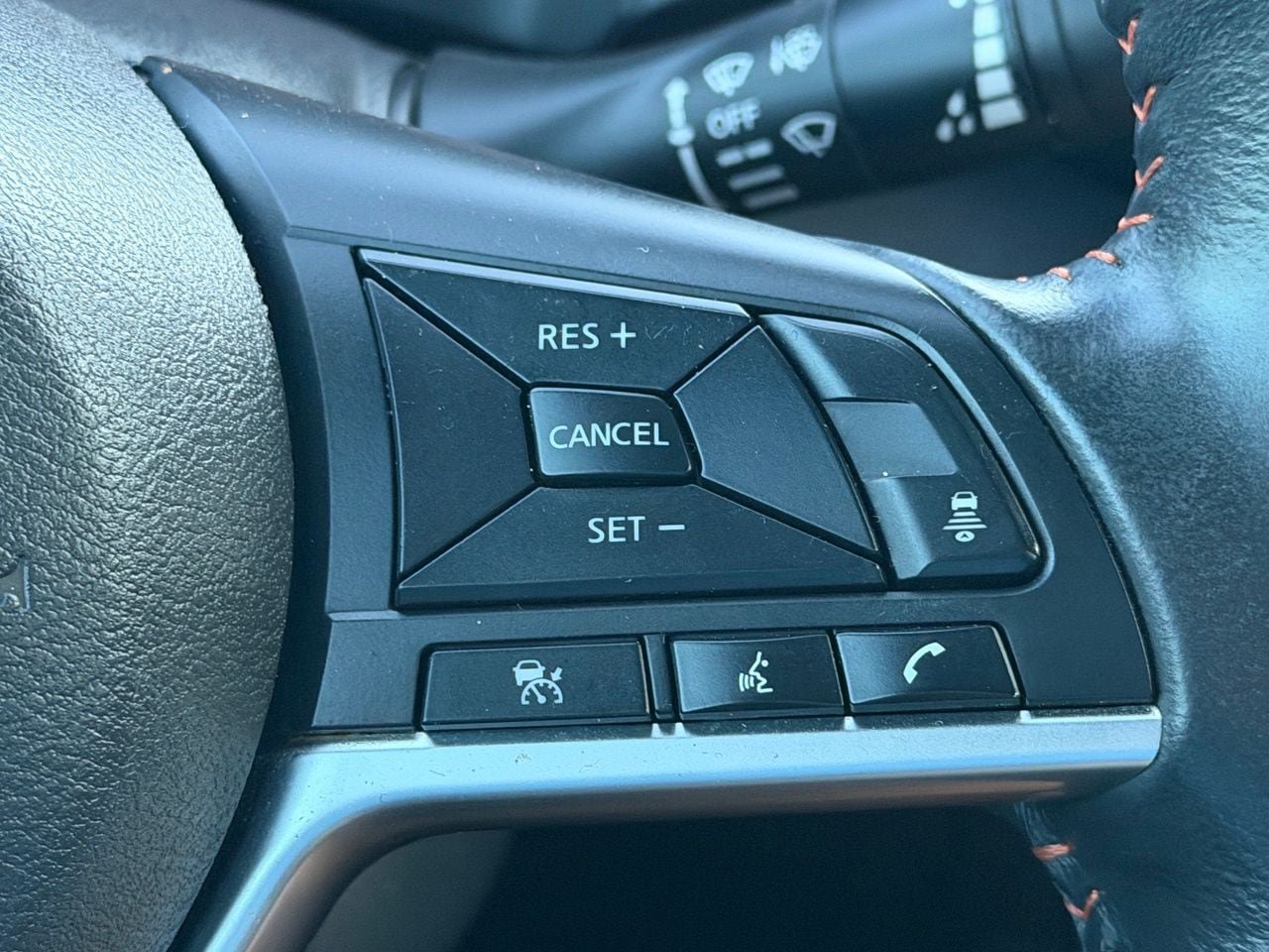 Certified 2024 Nissan Sentra SR FWD image 20