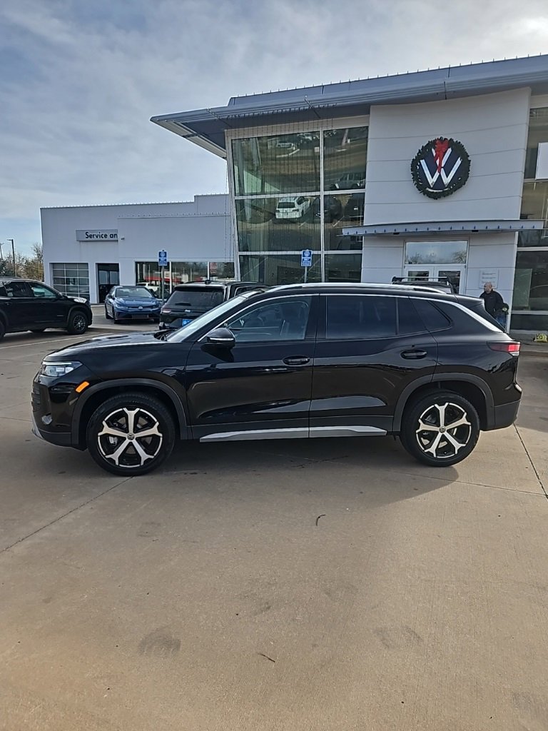 New 2026 Volkswagen Tiguan SE image 8